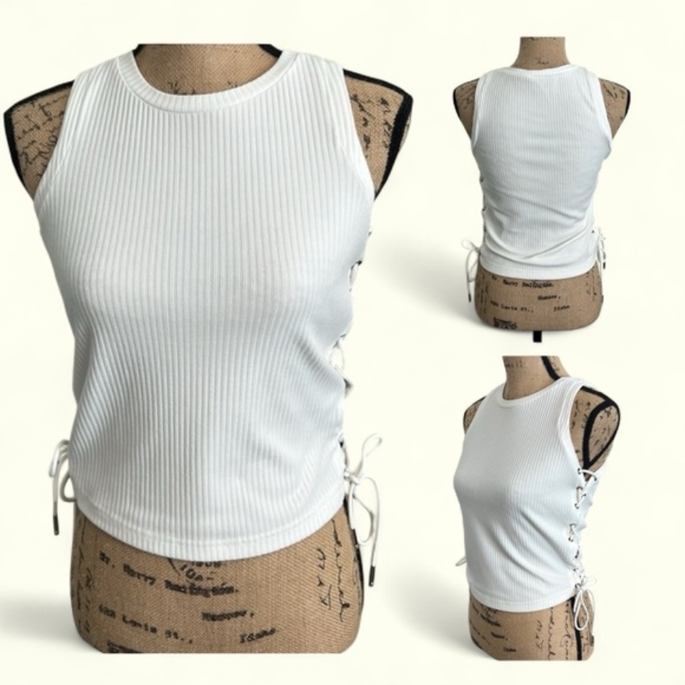 Illa Illa - White Ribbed Lace-Up Side Tank Top – Size Large